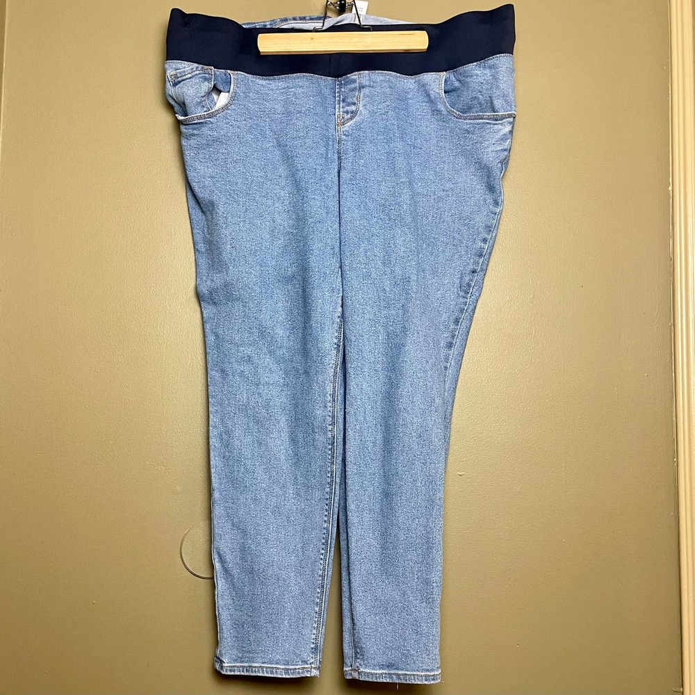 Old Navy Maternity Rockstar Jeans